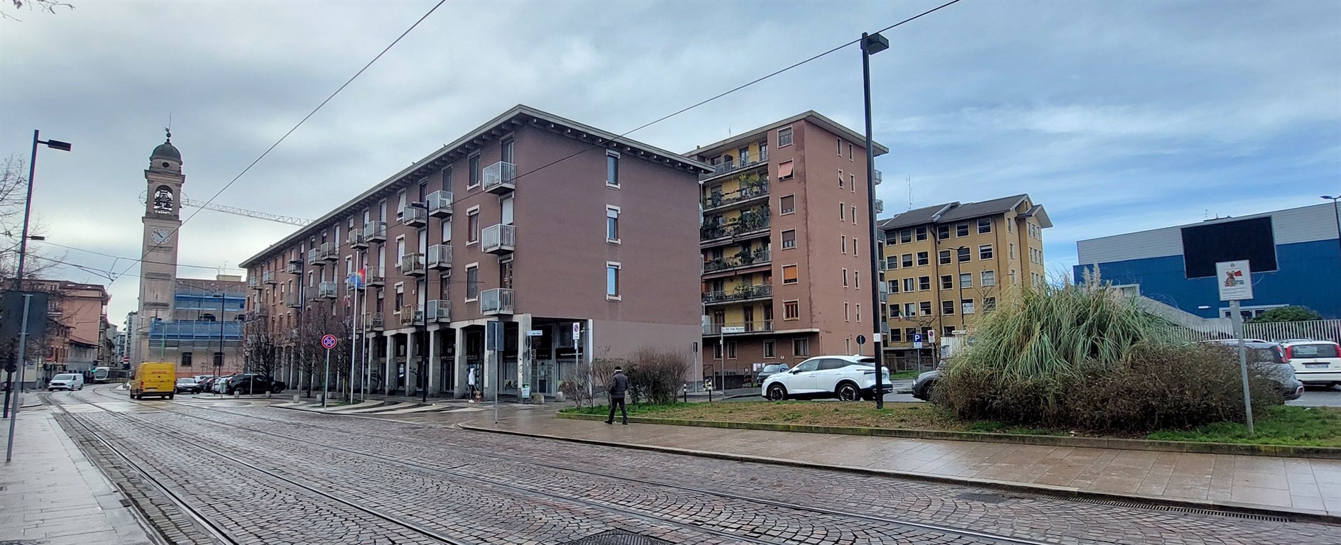 CINISELLO BALSAMO Centro - ampio ufficio in locazione