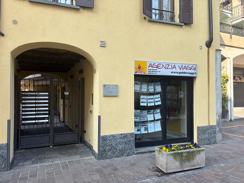 VILLASANTA CENTRO - VENDESI NEGOZIO
