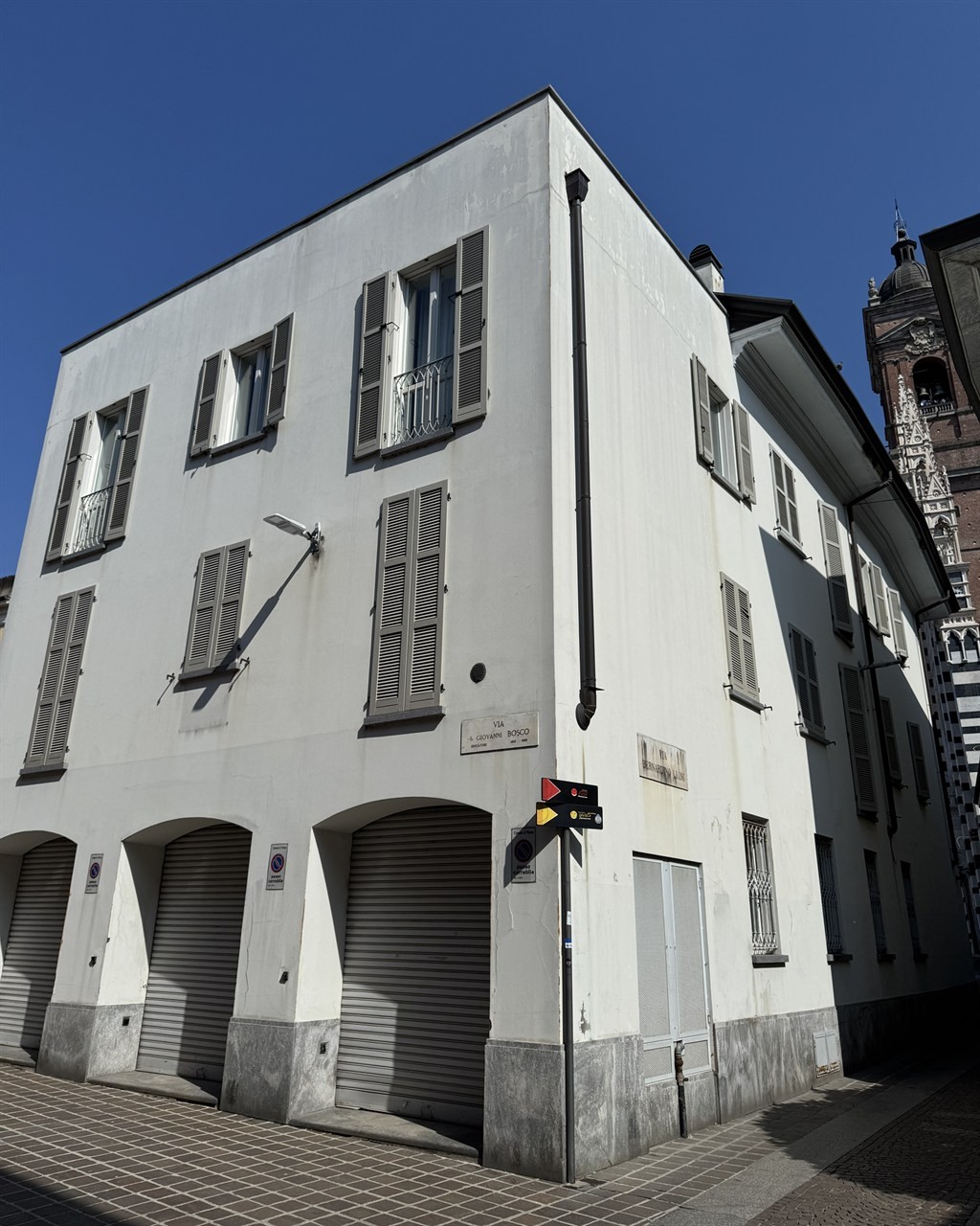 Monza  Duomo - AFFITTASI appartamento 3 locali box